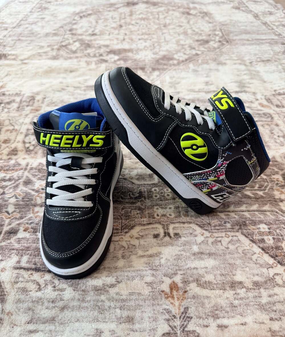 Heelys Rezerve EX X2 Youth Size 3.5Y Black Multi-Color Roller Shoes